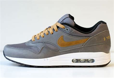 asphaltgold nike air vortex|Nike Air Vortex .